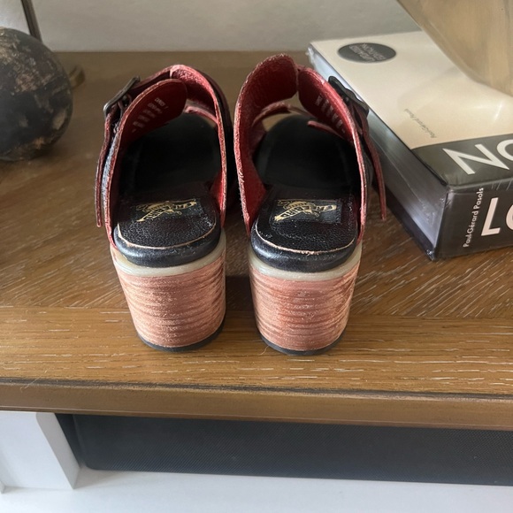 Freebird size 7 Caprice sandals black - Picture 4 of 7